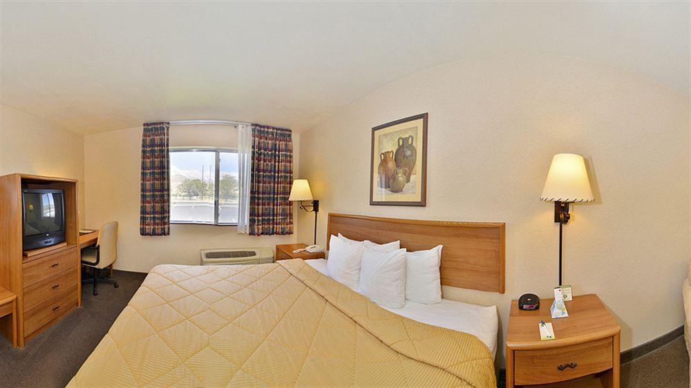 Quality Inn Lone Pine Near Mount Whitney المظهر الخارجي الصورة